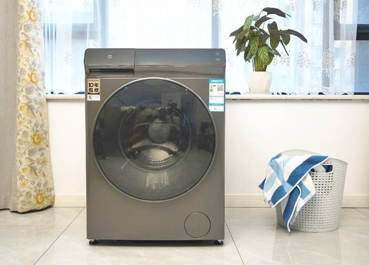 泛亚电竞 家庭怎么选择洗衣机?全自动洗衣机的优势有哪些